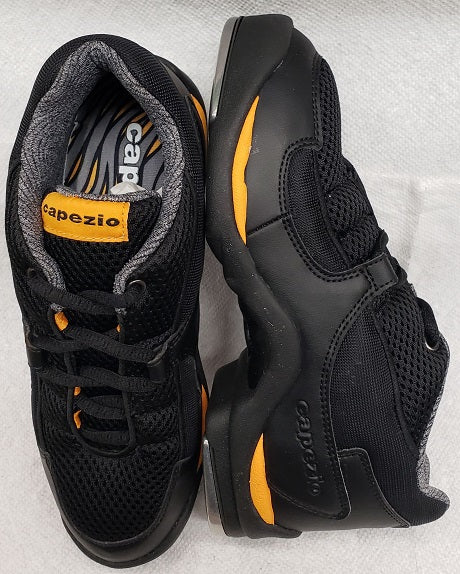 Josh -- Split-Sole Tap Dancesneaker -- Black/Gold