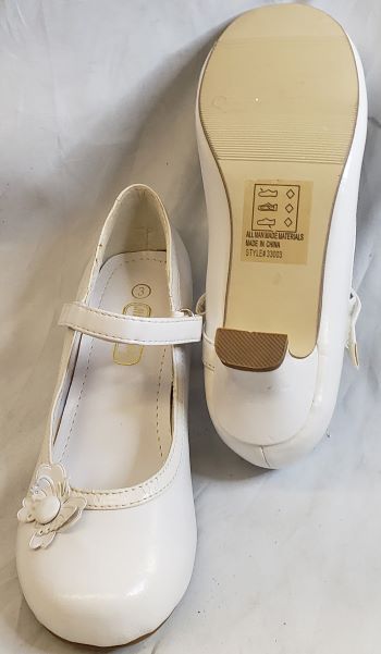 Serenity -- Girl's Dress Shoes -- White - Cambridge Serenity -- Girl's Dress Shoes -- White - Cambridge
