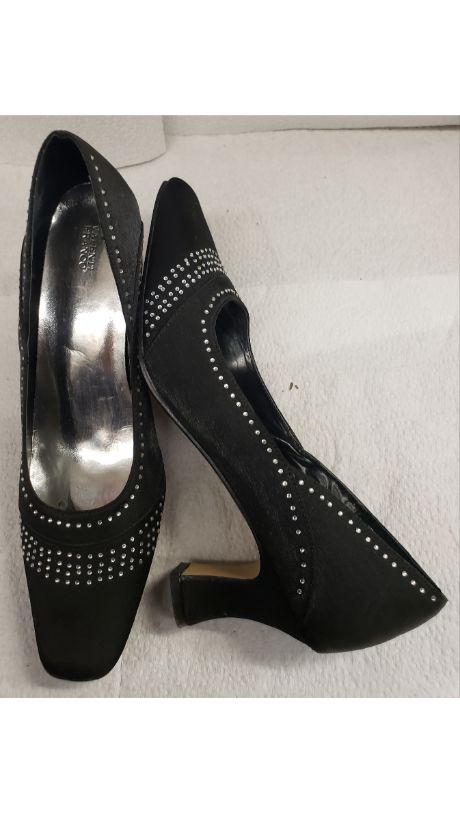 black satin dress shoes Mens Elegant Black Formal Satin Stripe Silvertip Dress Shoes Expressions 4925 S